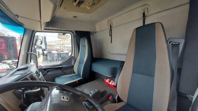 Volvo Vm 330 Leito - Teto Baixo 11111 Diesel Automatico 2015