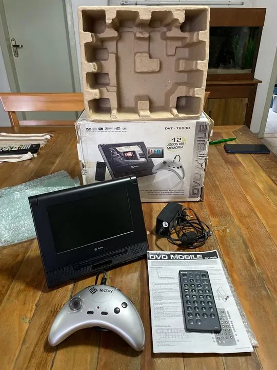 Tectoy DVD Mobile DVT-T6000 12 jogos na memória (envio Olx pay)