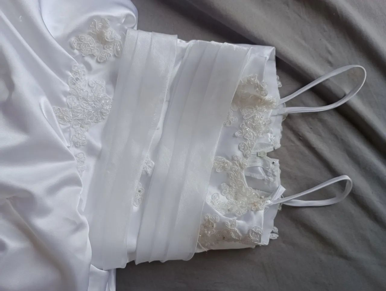 Vestido de festa branco (4 a 6 anos) - Foto 3