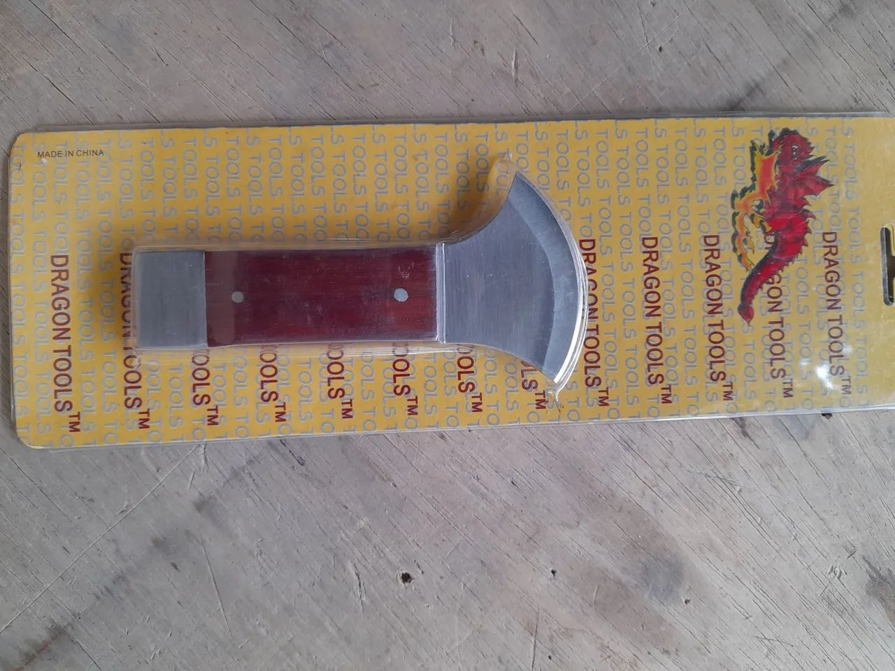 Faca de corte. Vitral e outros