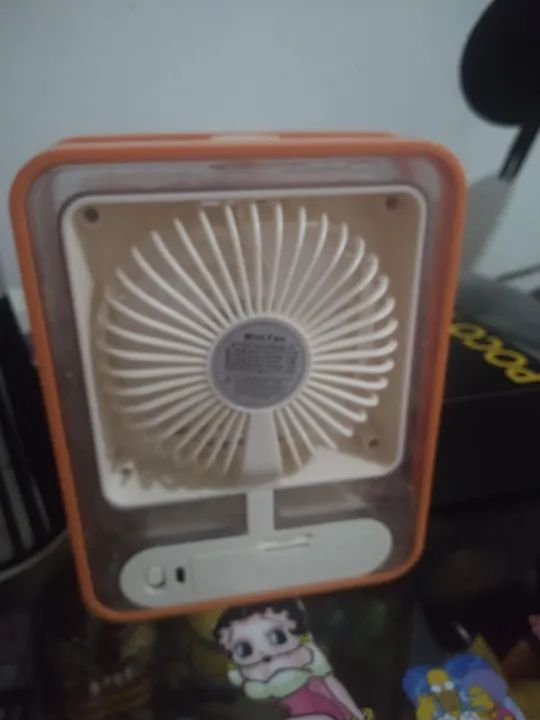 Mini ventilador climatizador portátil umidificador ar refrigerado USB cor laranja - Foto 2