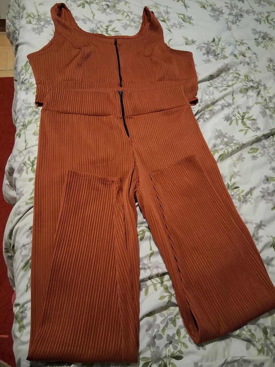 Conjunto de cropped e calça g1