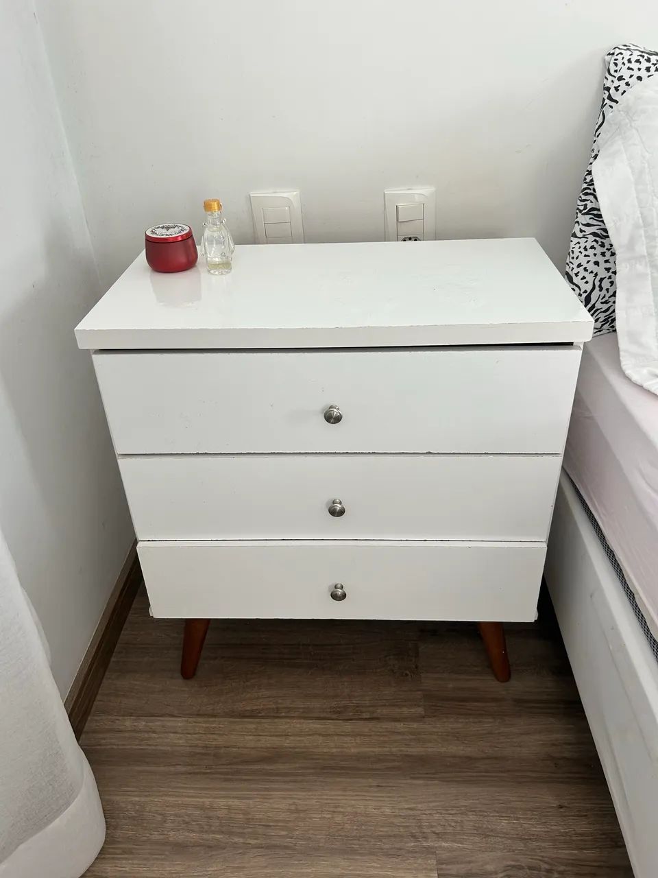 Nightstand 64169254053122120