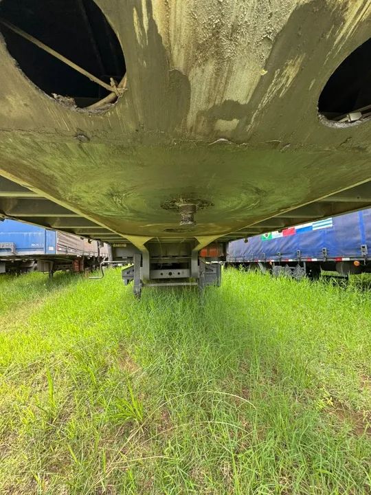 CARRETA BAU 3 EIXOS 2009 30P C/ PNEUS - Foto 4