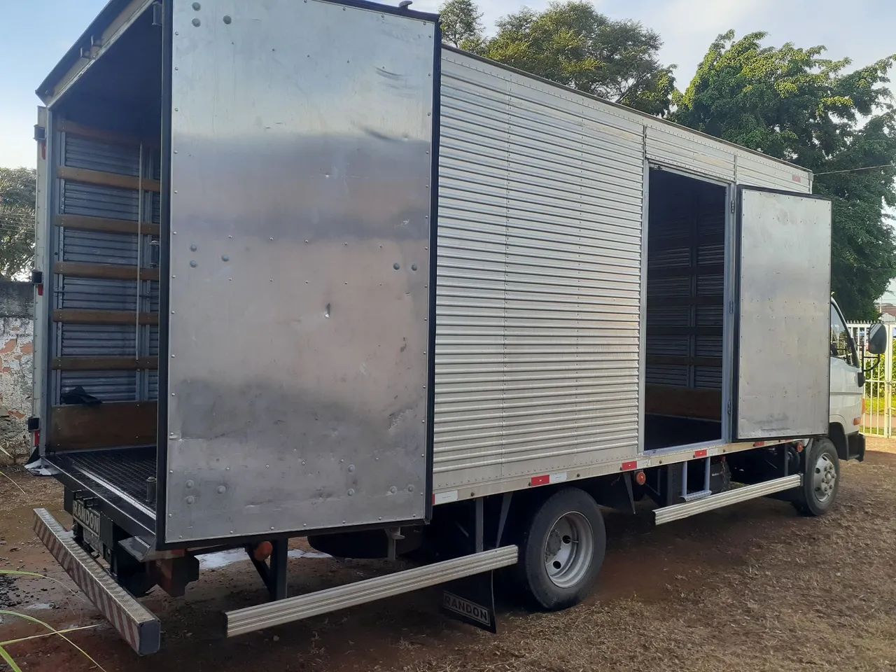 Frete e mudança Gama Df entorno Não respondo chat) - Foto 3