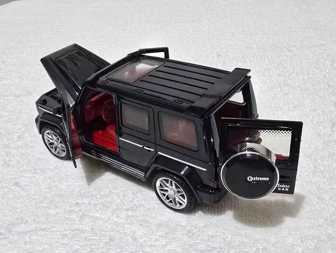 Carrinho miniatura Mercedes G-Class  - Foto 2