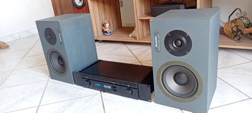 Caixas Alesis Monitor One + Amplificador RA100 - Foto 3