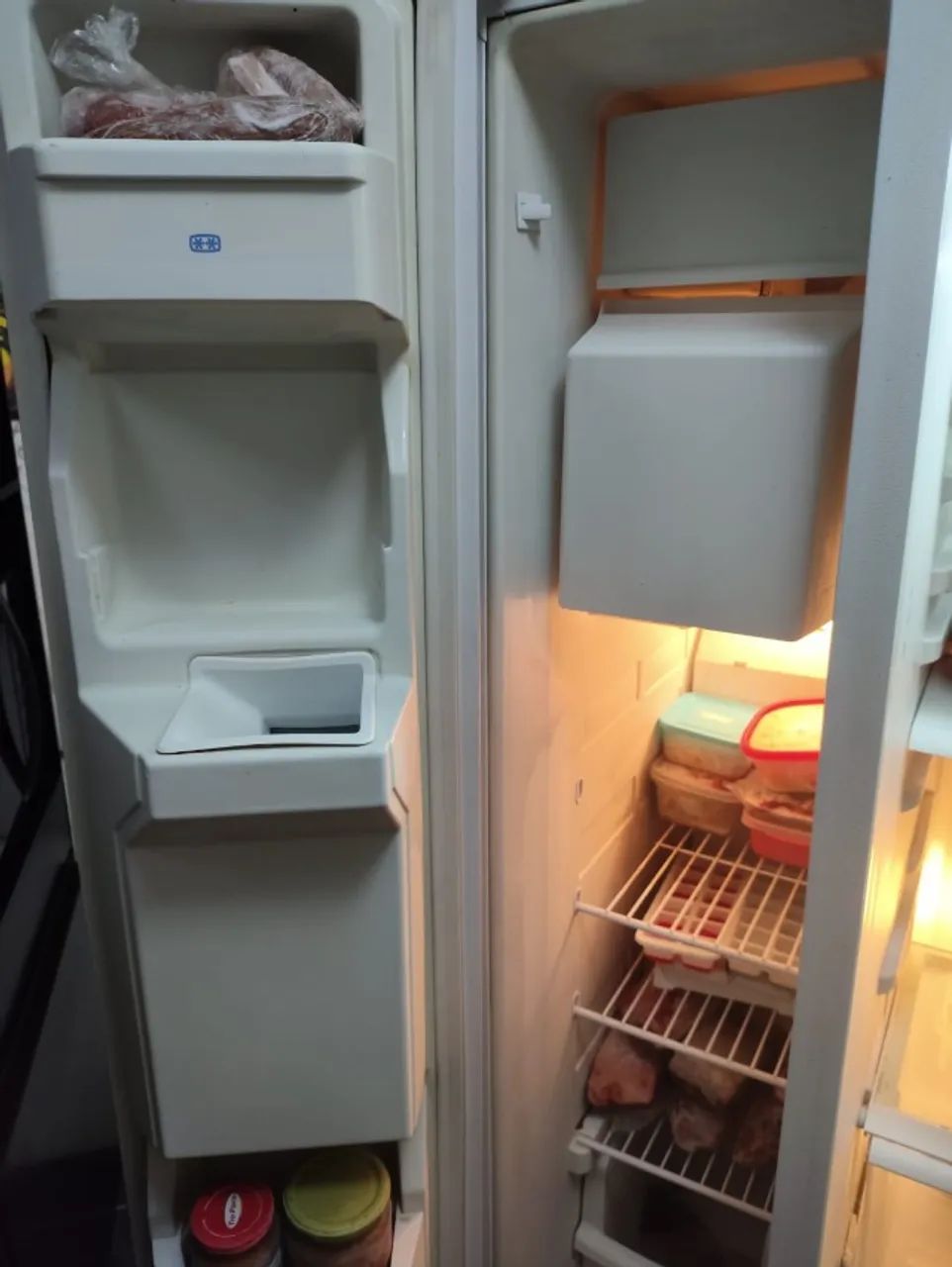 Geladeira Brastemp Side by Side Branca em bom estado - Foto 3