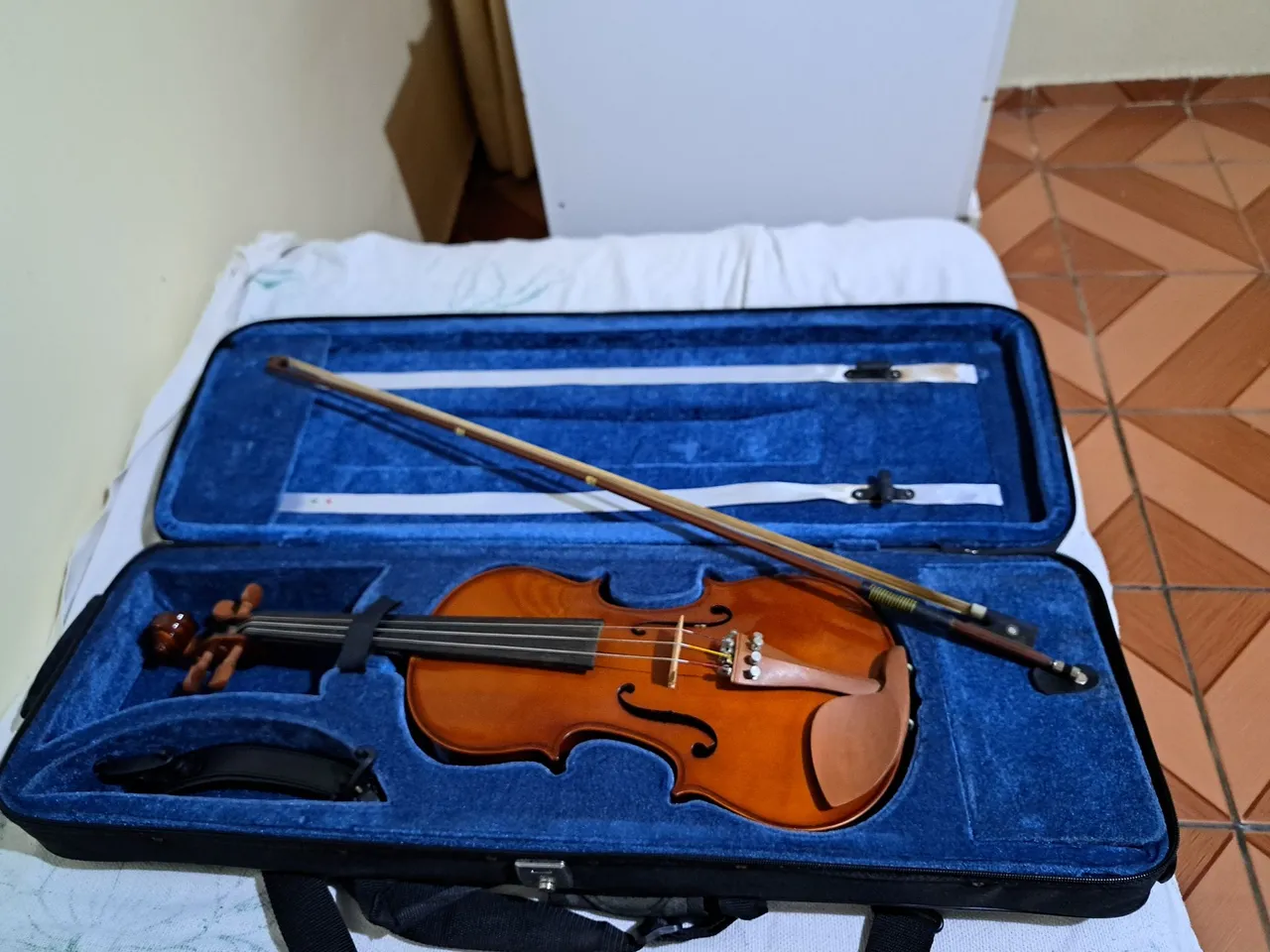 Violino Completo com Arco e Case