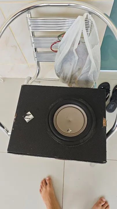 Caixa Som Subwoofer com amplificador 