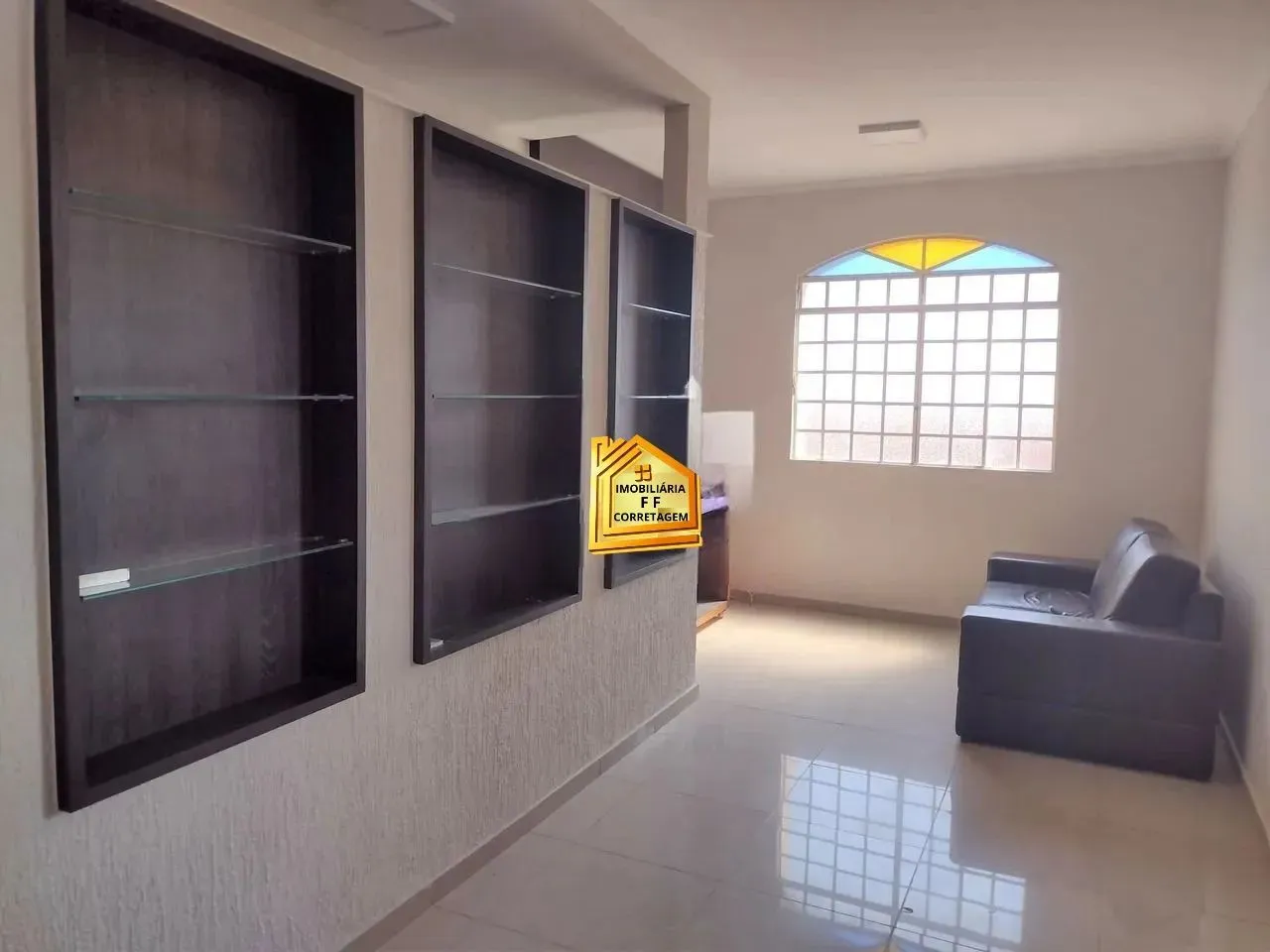 Locação de Casa 145 m² -Santa Efigênia