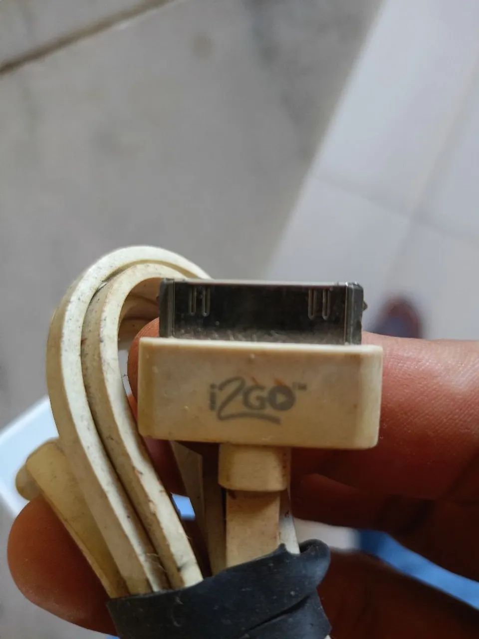 Carregador do iPhone 4  50 reais  - Foto 3