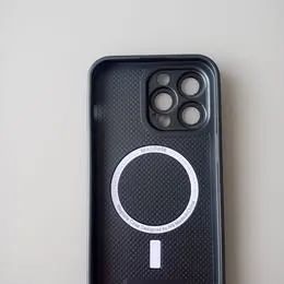 Capa para celular 14 Pro Max - Traseira de Vidro Fosco - Foto 2