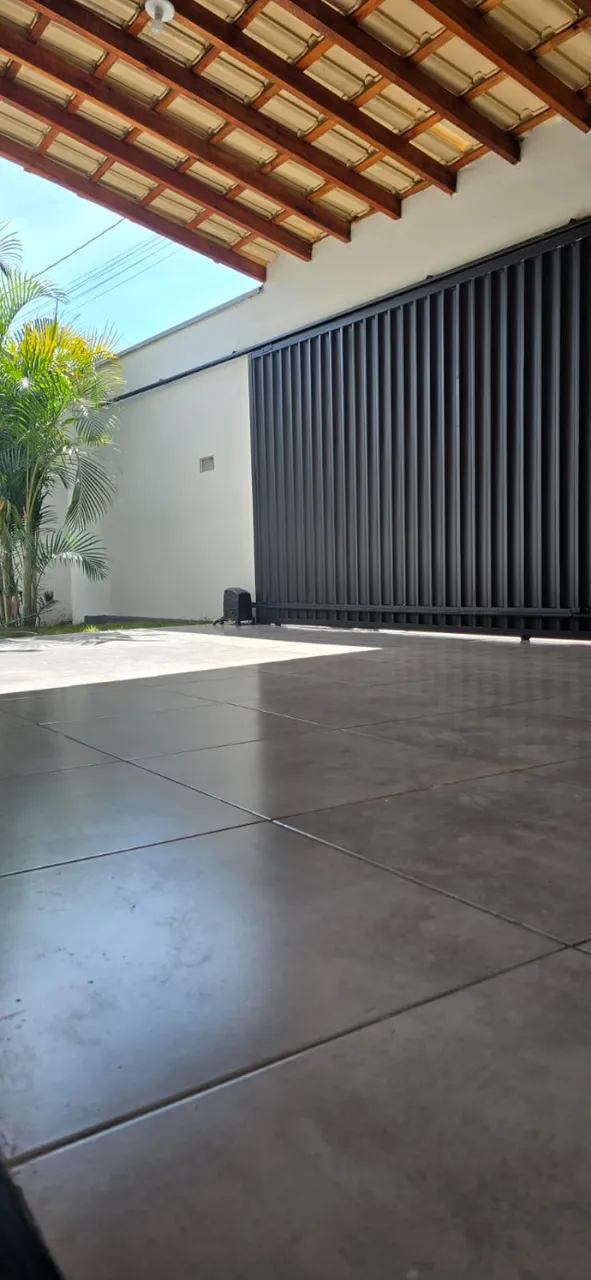 Casa com Quintal Amplo à Venda em Lavras