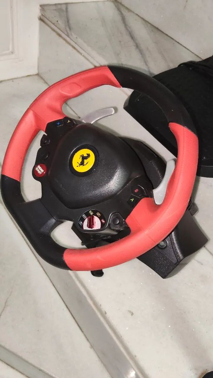 Thrustmaster Ferrari 458 Spider Racing Volante e Pedal para Xbox One e PC - Foto 2