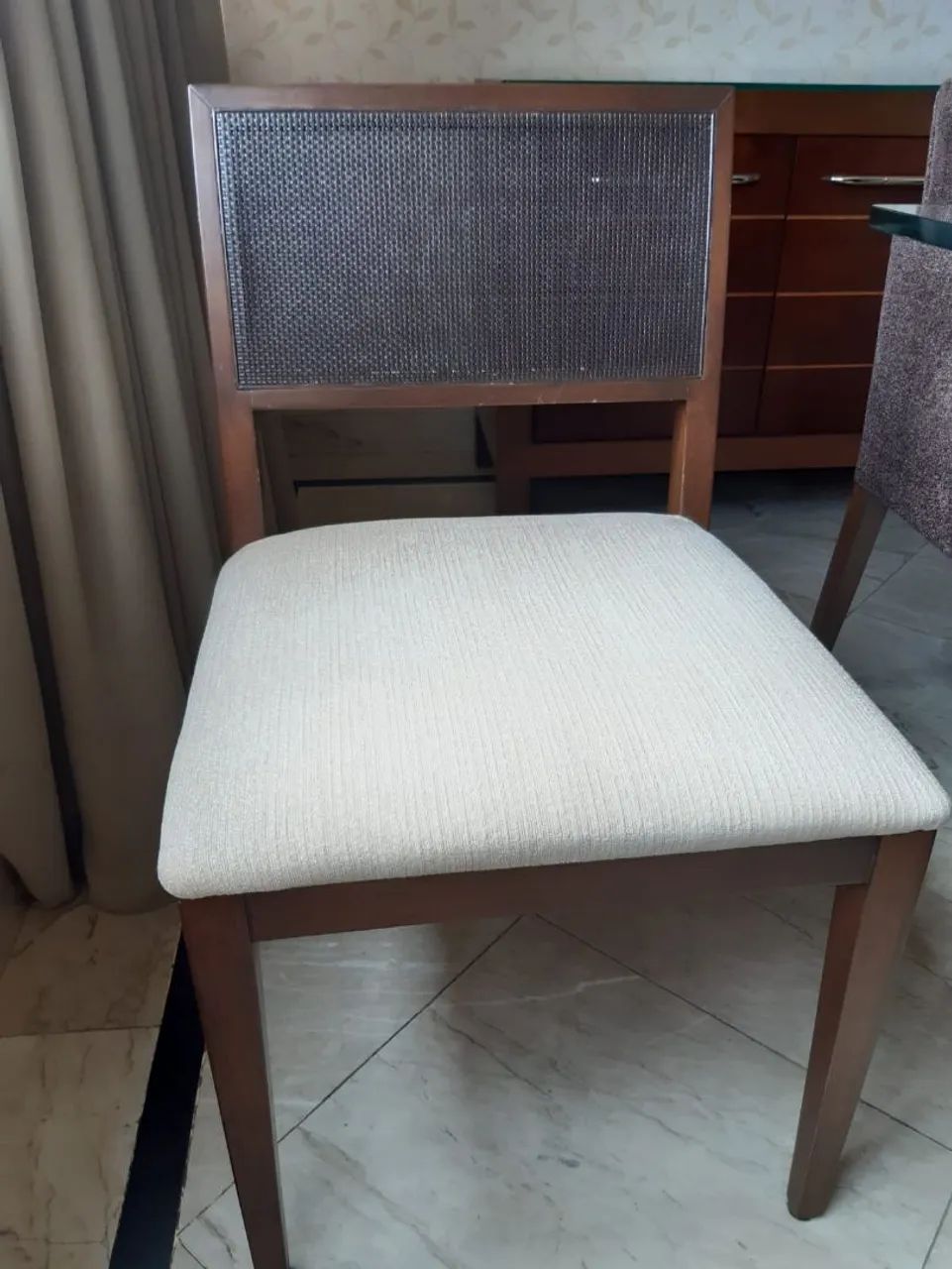   Cadeira jantar com palhinha