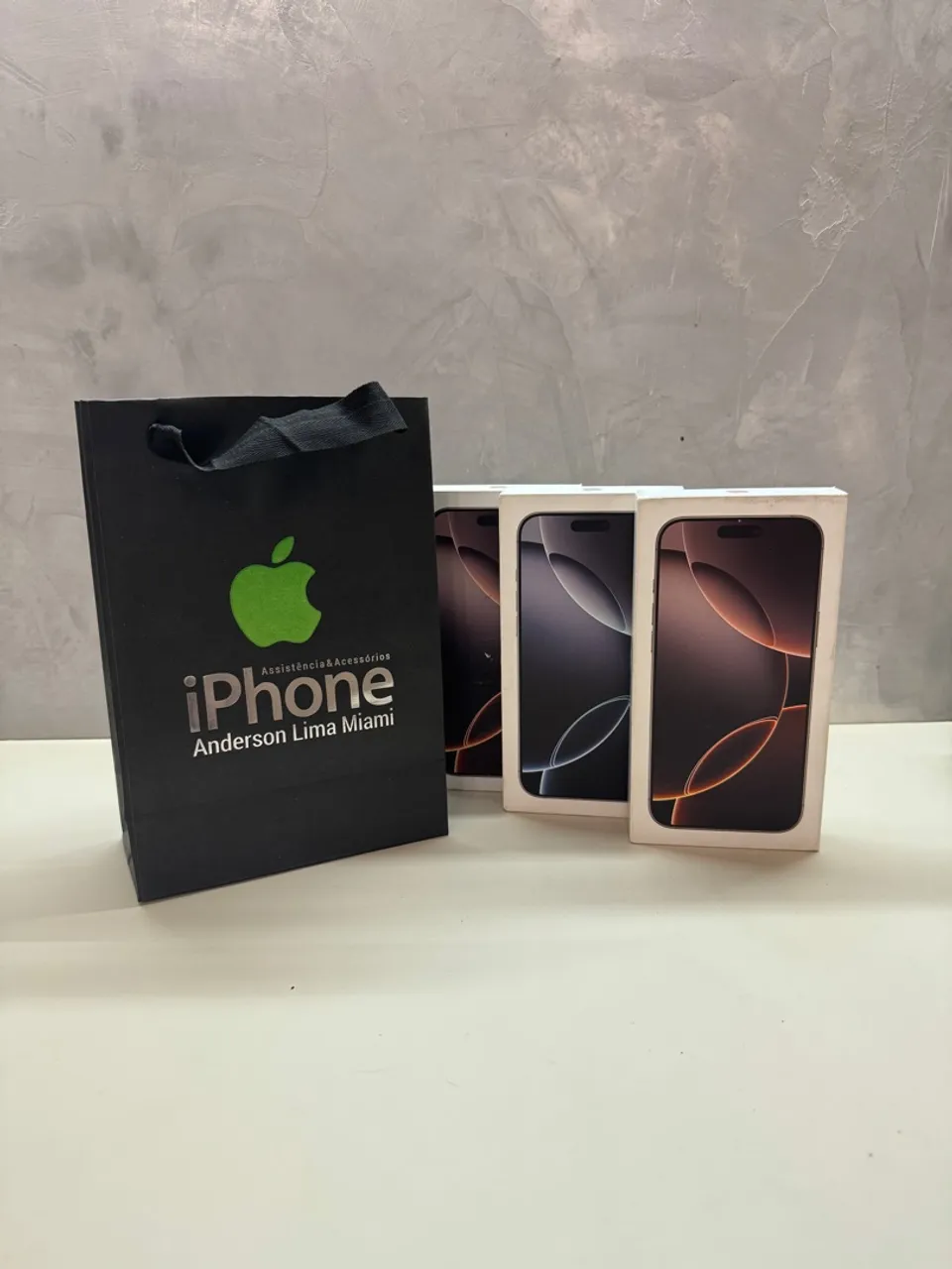 IPHONE 16 PRO MAX 256GB NOVO LACRADO COM GARANTIA DE 1 ANO APPLE.