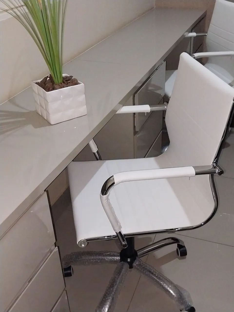 CADEIRA  DE ESCRITÓRIO  NOVA ( ÚLTIMAS  UNIDADES) - Foto 2
