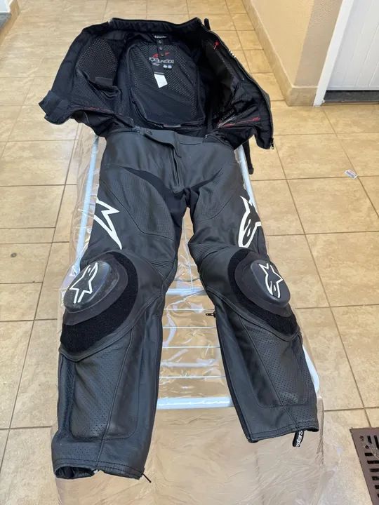 Conjunto em Couro Alpinestars para Motociclista Super Combo - Foto 2