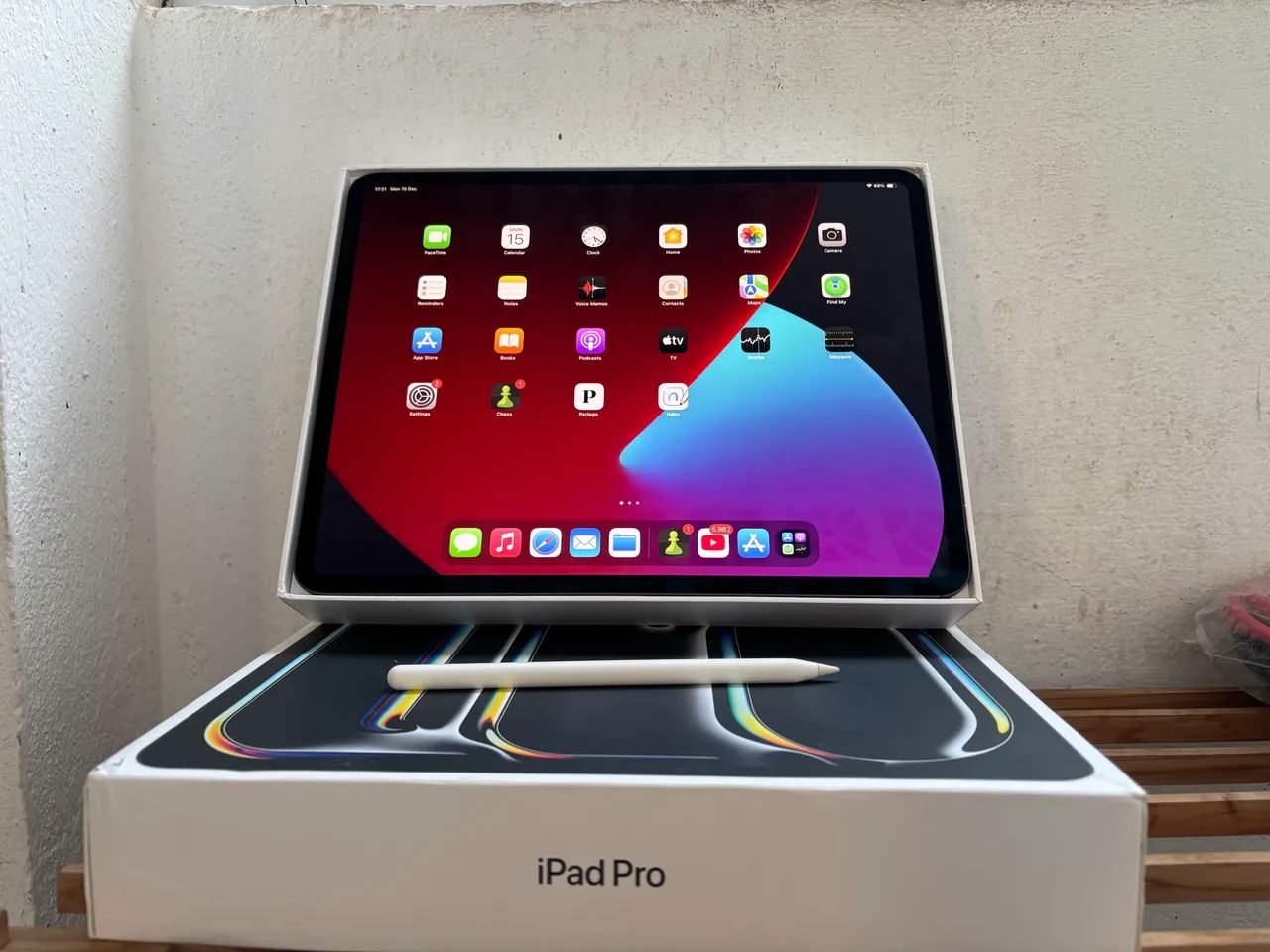 Apple iPad Pro 13インチ　256GB Comprar iPad Pro de 13 polegadas Wi‑Fi + Cellular 256 GB com vidro