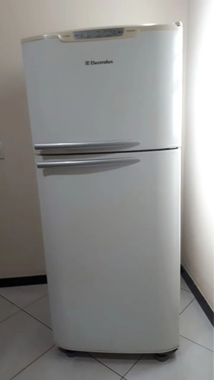 Geladeira Electrolux Usada DOAÇÃO 