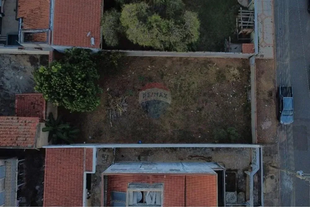 Terreno à venda em Mogi Guaçu - Parque Residencial Cambuí - 300m²