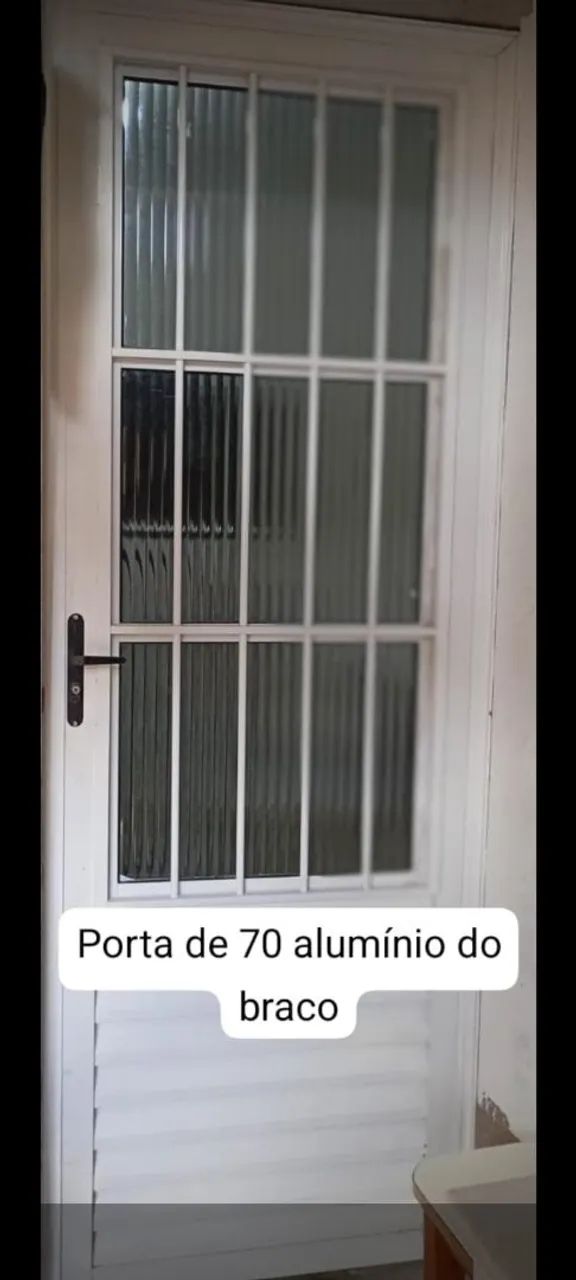 Porta de Alumínio com Tela de Segurança - Foto 3