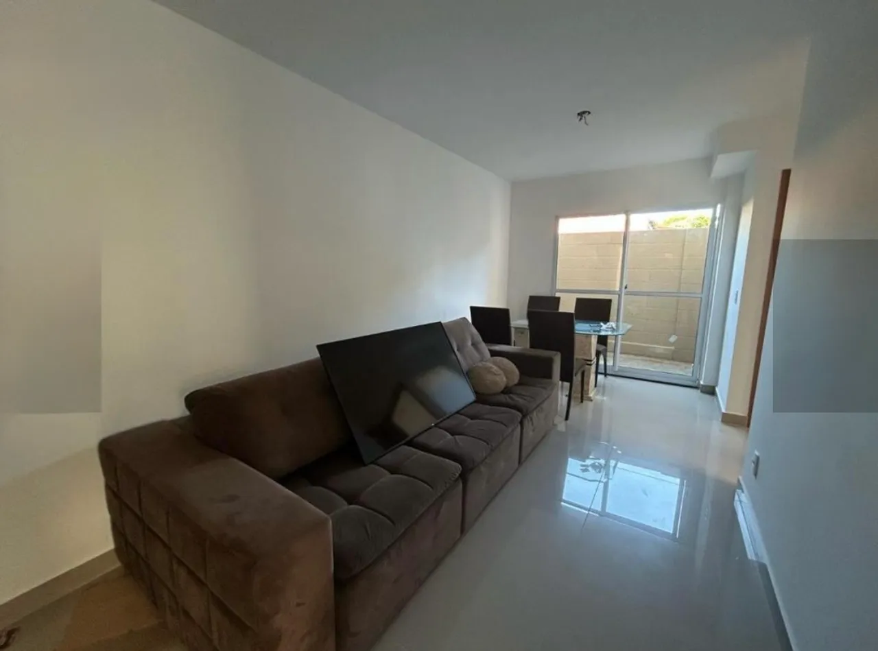 Apartamento semi mobiliado