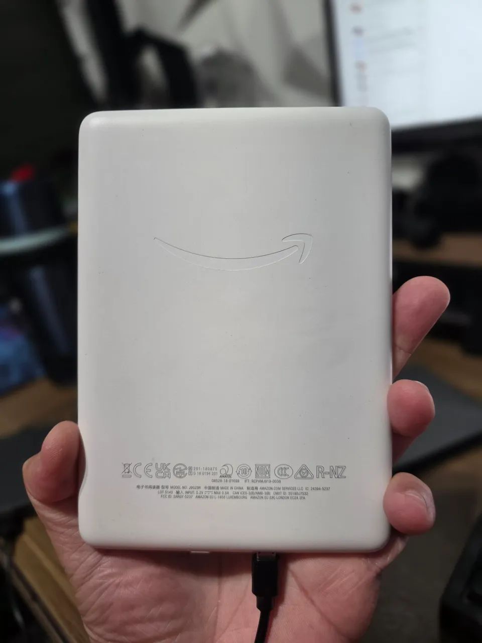 Kindle  10° geração 8gb + capas -  Ótimo estado - Foto 2
