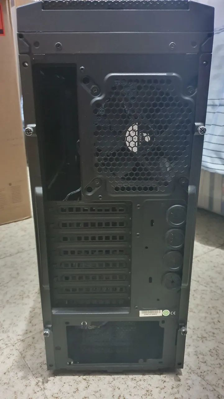 Gabinete Corsair Carbide 500R - Foto 2