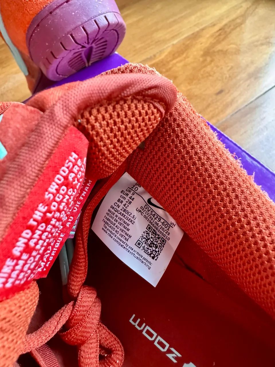 Nike SB Dunk Low - Mystic Red - Original - Número 42 - Foto 5