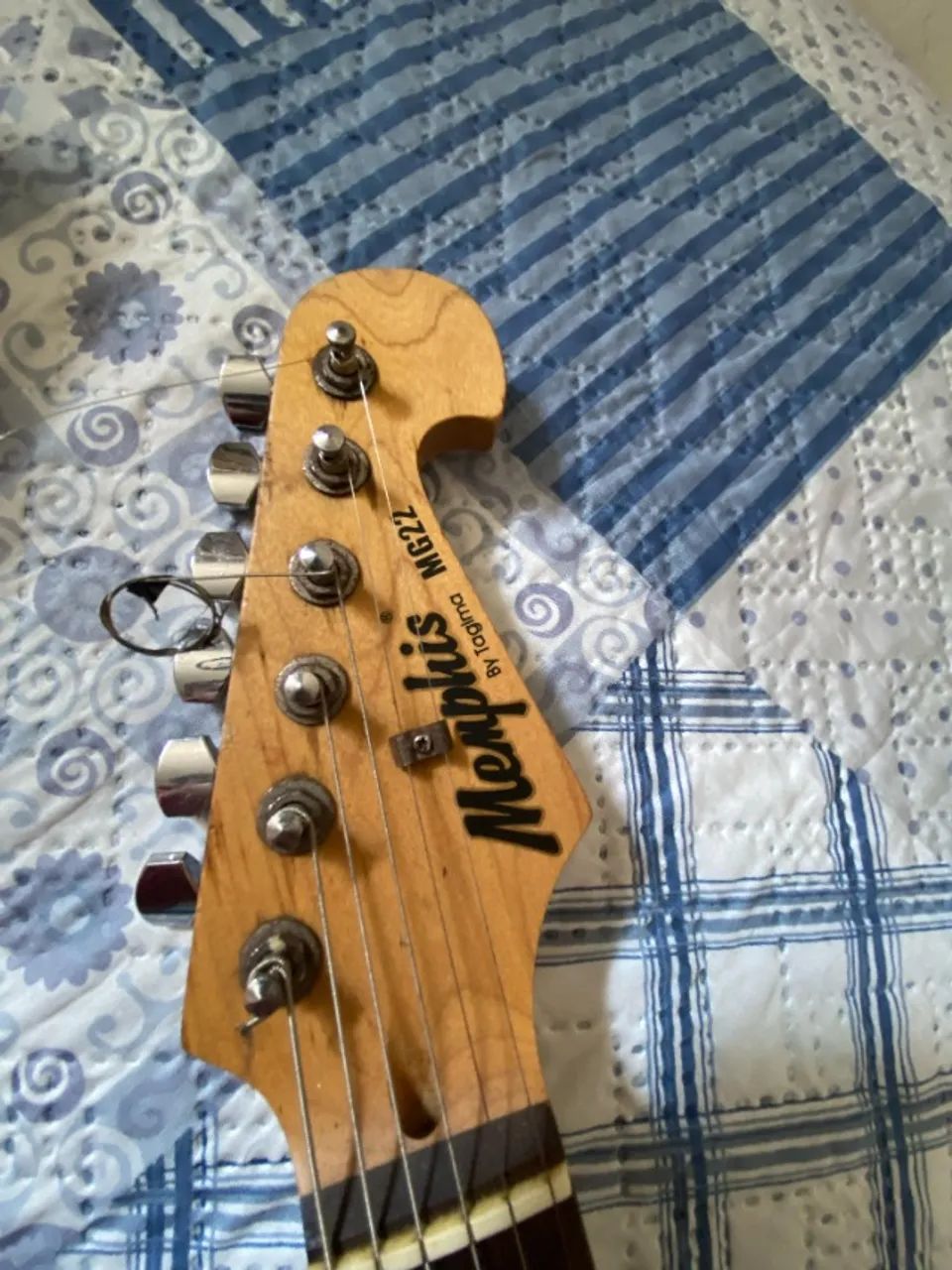 Guitarra Memphis MG22 à venda - Foto 3