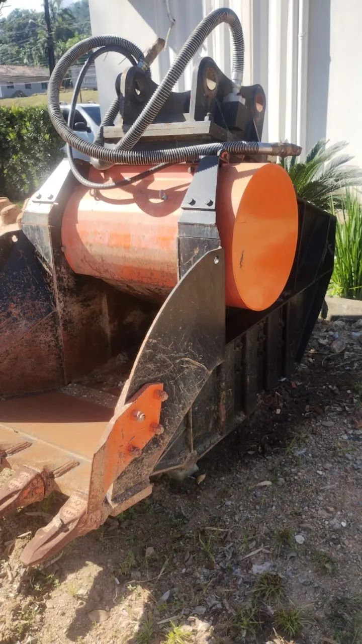 crusher bucket64292889229825120