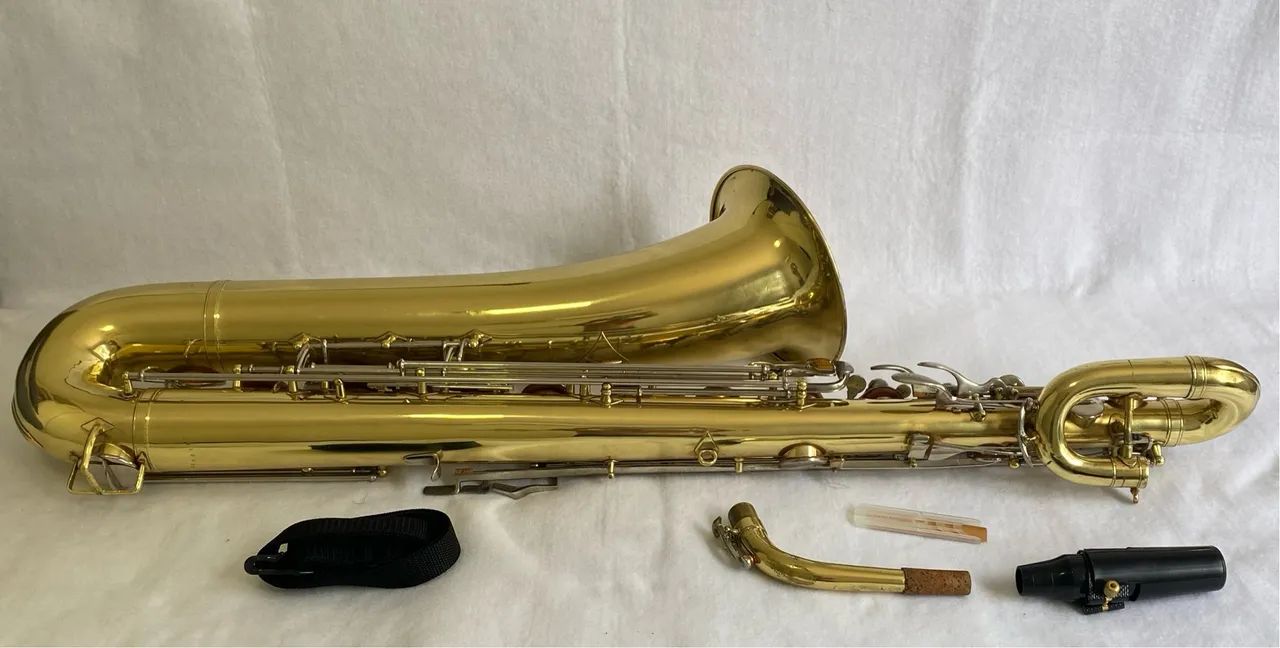 Saxofone Barítono Marca Buescher  - Foto 2