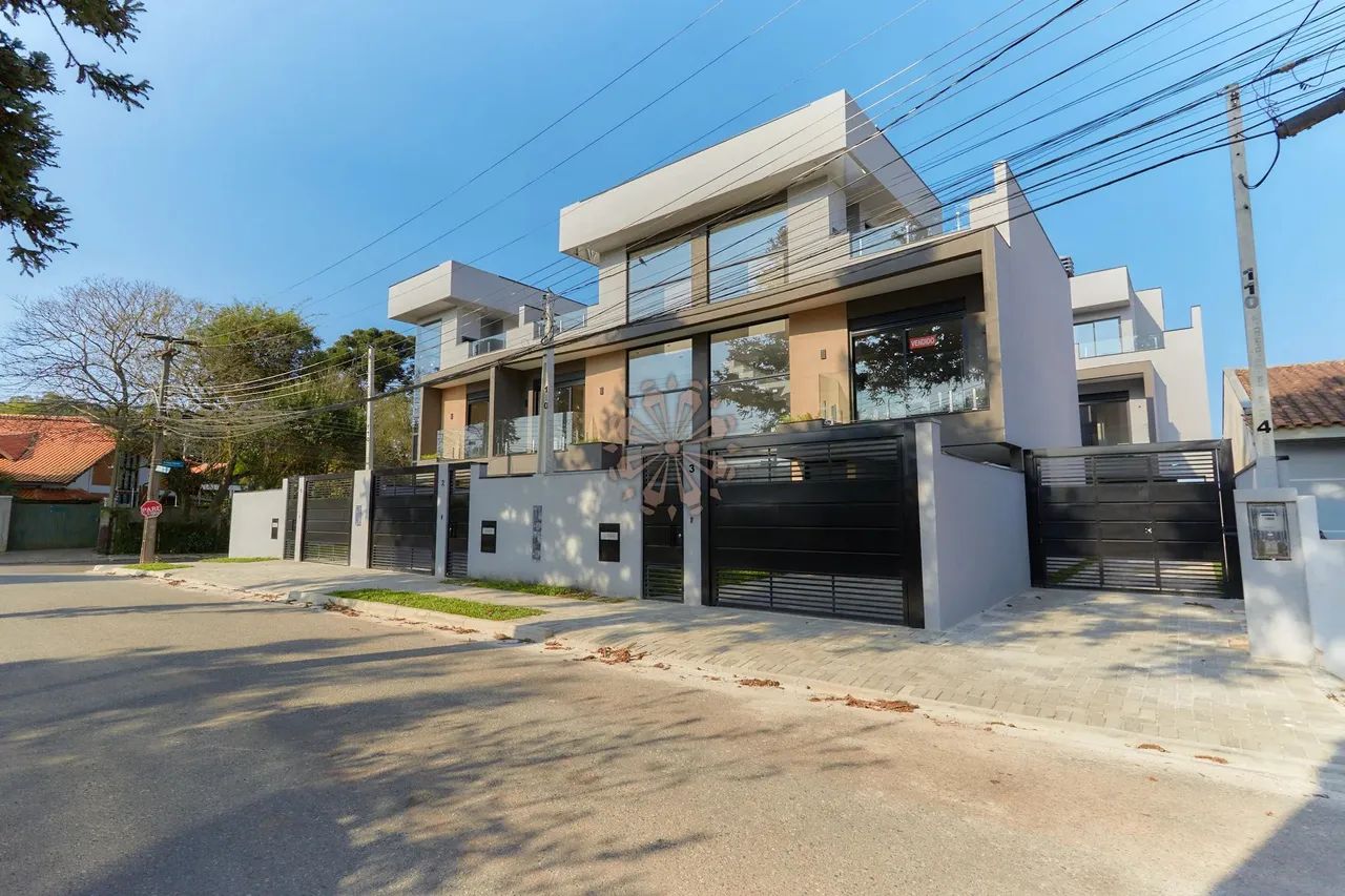 Sobrados Triplex com 03 quartos em Santa Felicidade - Foto 3