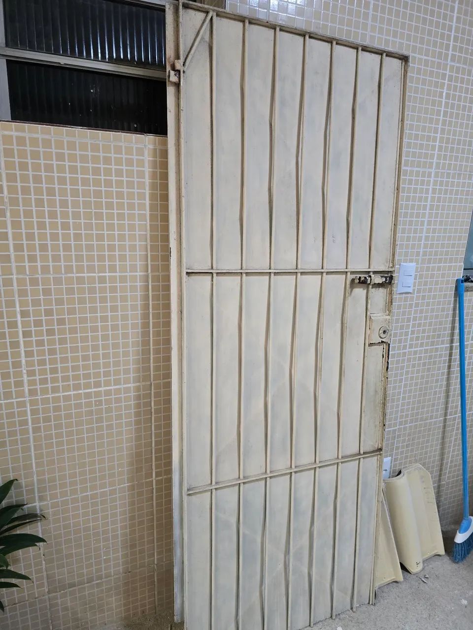 Portão de Aço64573738650242122