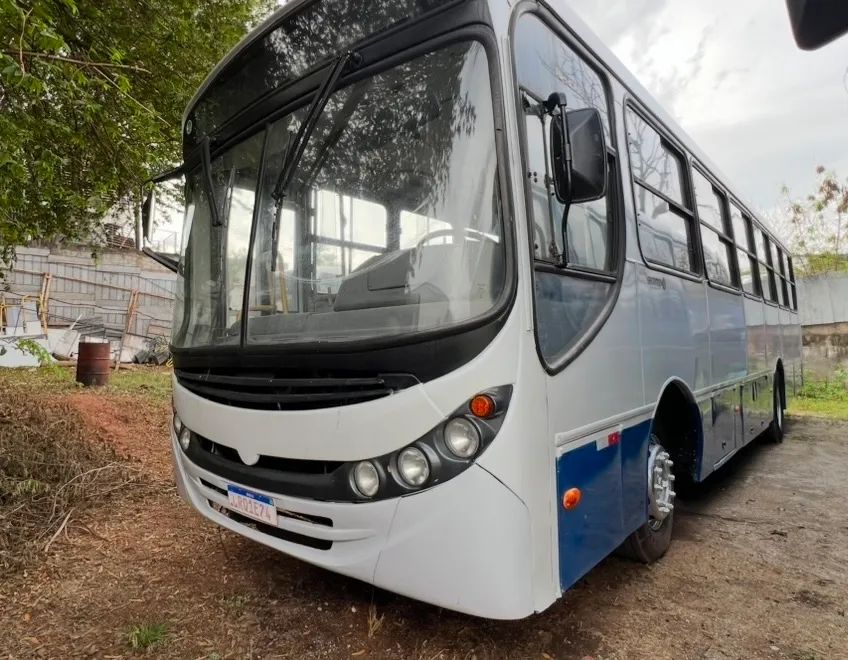 ÔNIBUS CAIO APACHE MERCEDES 0F 1418 CURTO