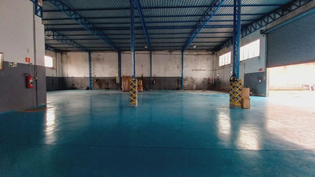 Galpão para alugar Alvarenga 1000m2, 660m2 de galpão, pé direito 6m, patio 440m, vestiário - Foto 4