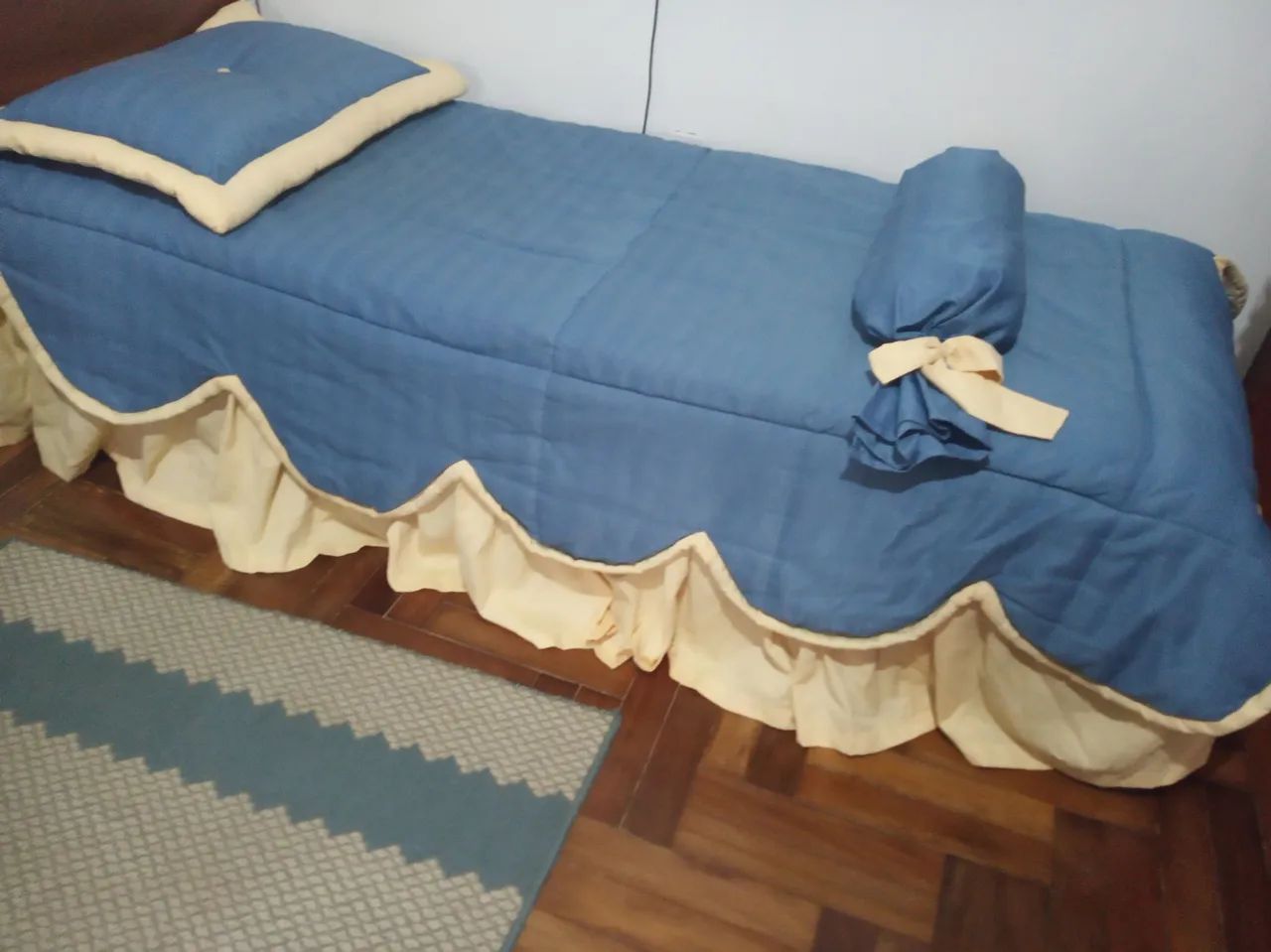 Colcha solteiro azul marinho/creme