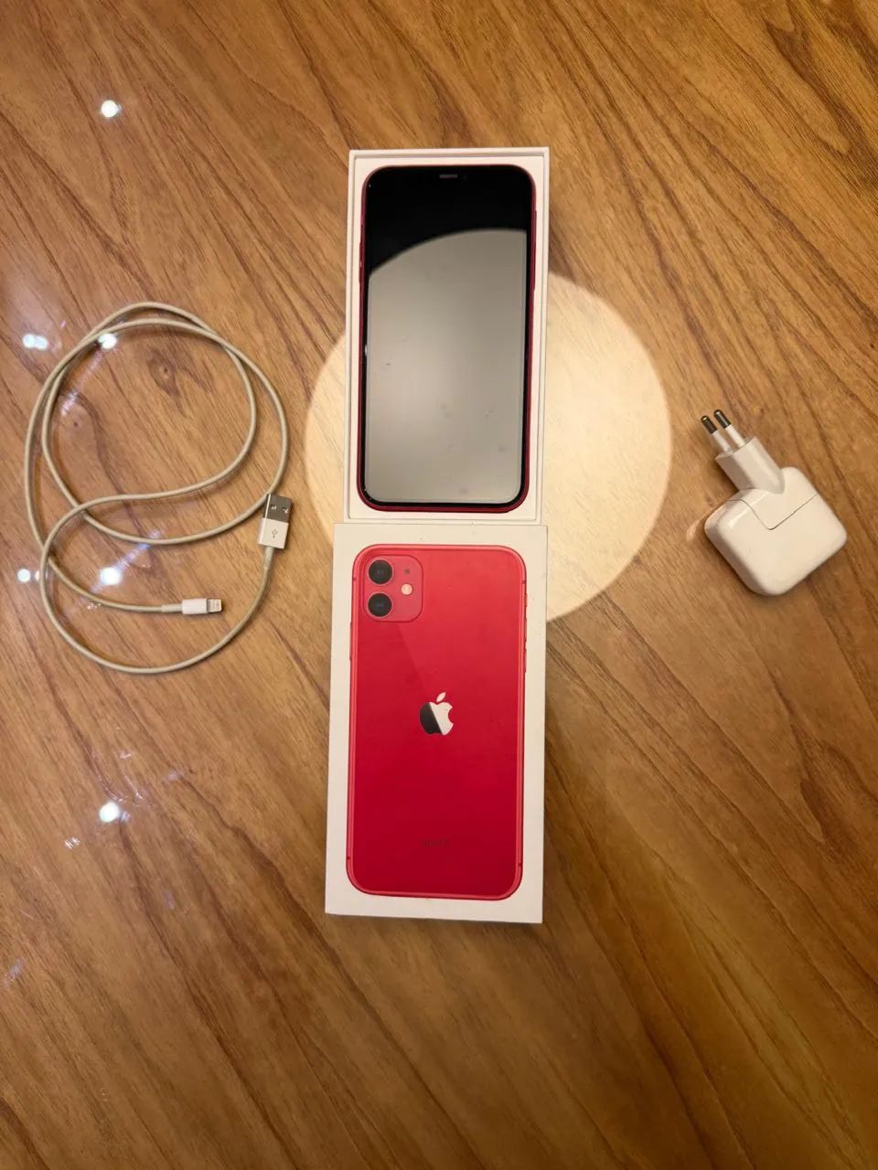 Vendo IPhone 11 (Product)Red 128Gb com 77% saúde de bateria - Foto 3