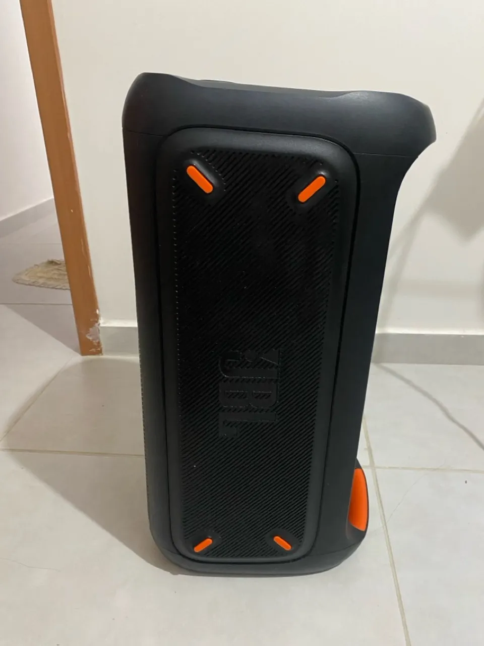 JBL PartyBox - Som Potente e Imersivo