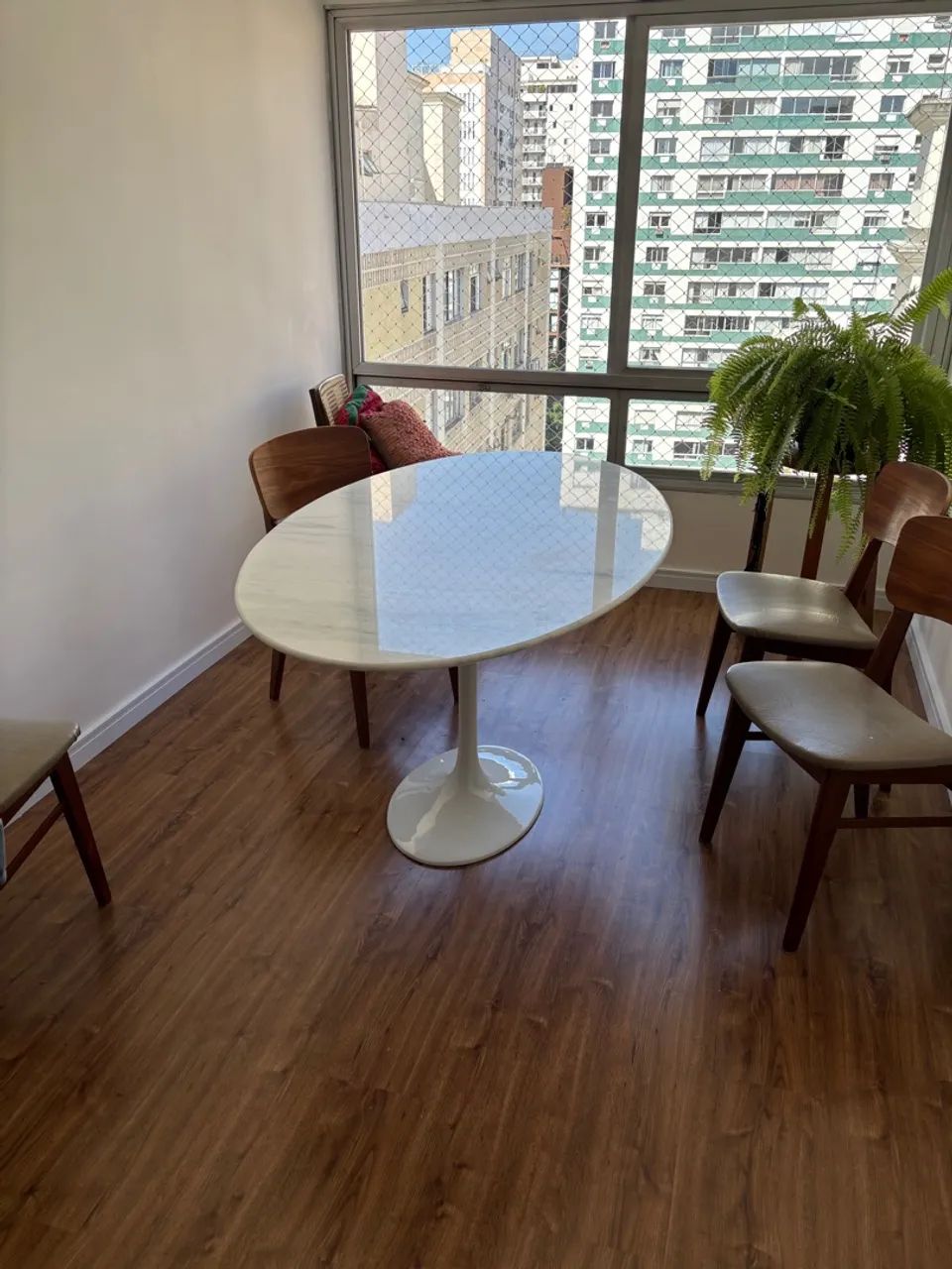 Mesa sarrinen 1,60X0,90 oval mármore branco extra  - Foto 5
