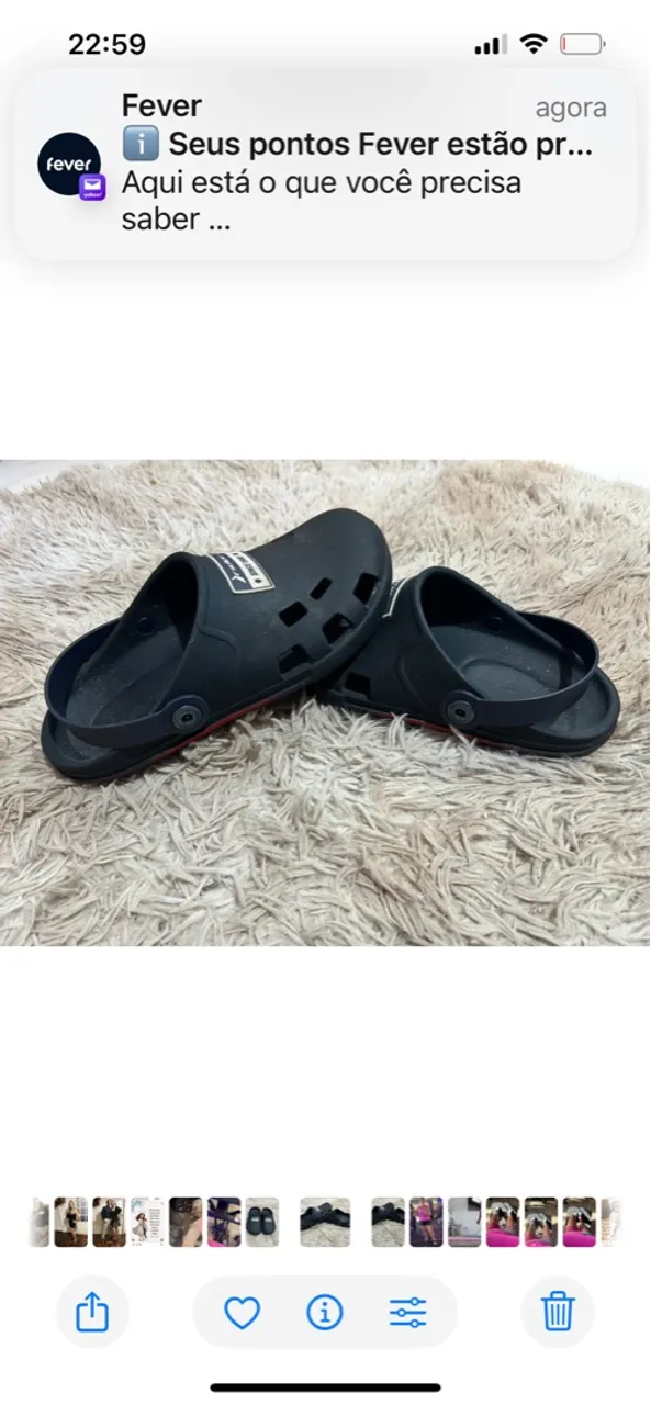 Sandália Crocs Rider azul marinho
