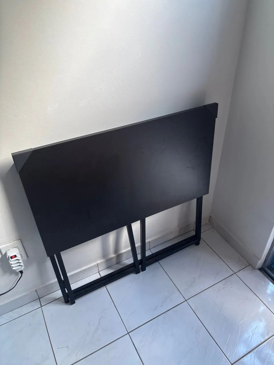 Mesa dobrável para escritório - ideal para espaços pequenos - Foto 2