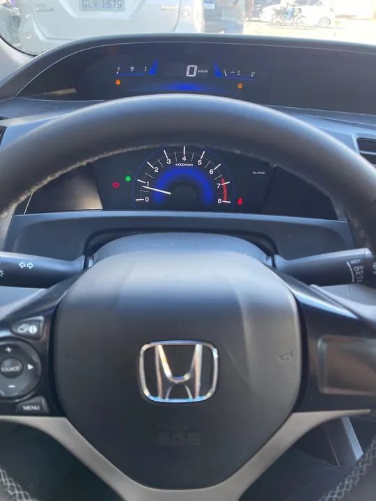 CIVIC LXS 1.8 FLEX MEC  - Foto 4