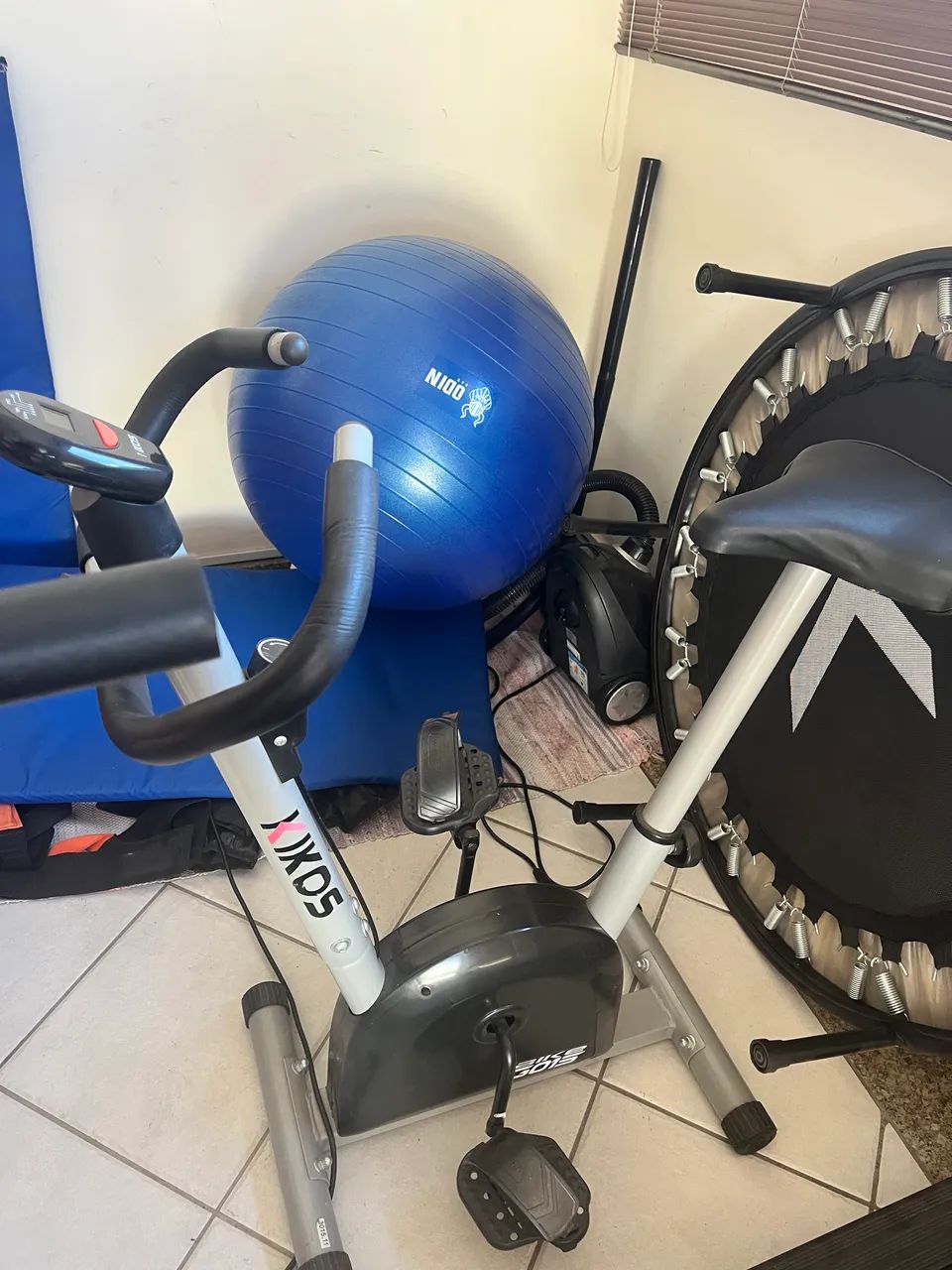 Essa é uma bicicleta ergométrica KIKOS - Foto 4