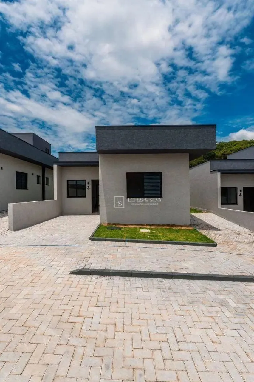 Casa 3 dormitórios, Sendo 1 Suíte Á venda localizada no Condomínio Usina das Flores, Atiba