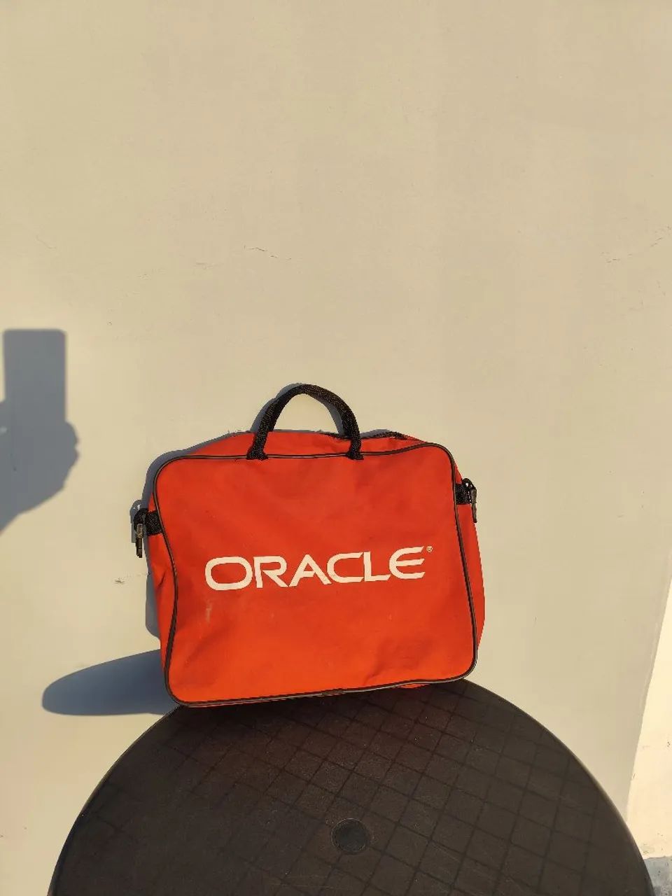 Maleta Oracle com zíper 