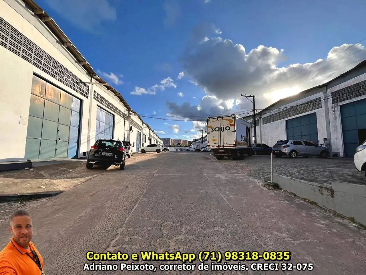 Galpão para Locação em Lauro de Freitas, Caji, 2 banheiros, 2 vagas