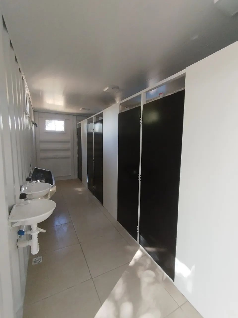 Locação Mensal de Banheiro/Vestiário 20 PÉS - Foto 3